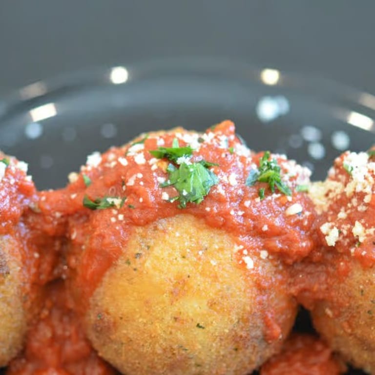 Delicious Arancini Rice Balls: A Taste of Italy
