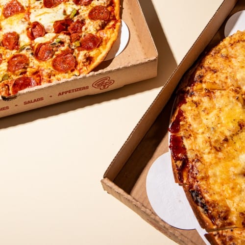 Buffalo Chicken Pizza (Medium).