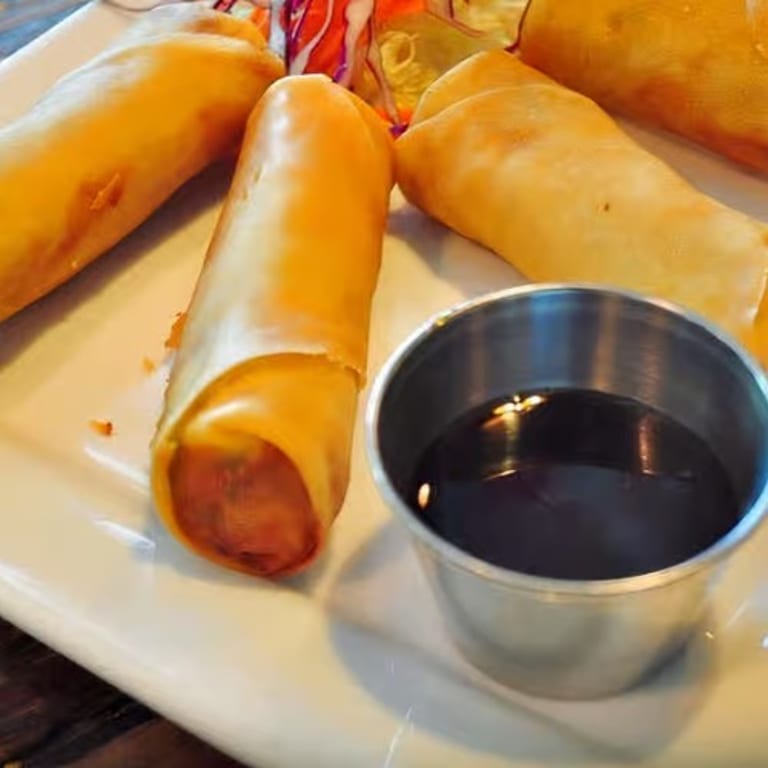 Delicious Spring Rolls: Thai, Chinese, and More