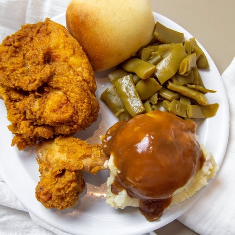 Crunchy Southern Delight: Fried Pickles and More