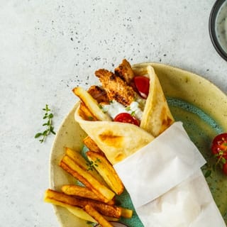 Chicken Souvlaki on Pita DLX