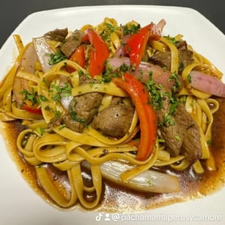 Tallarin Saltado W/steak