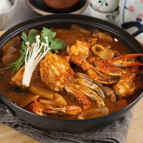 Spicy Kkotge Tang 꽃게 매운탕.