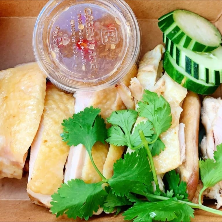Popular Thai Plates Made Fresh Every Day