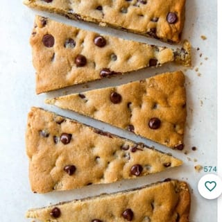 Chocolate Chip Cookie Pizza