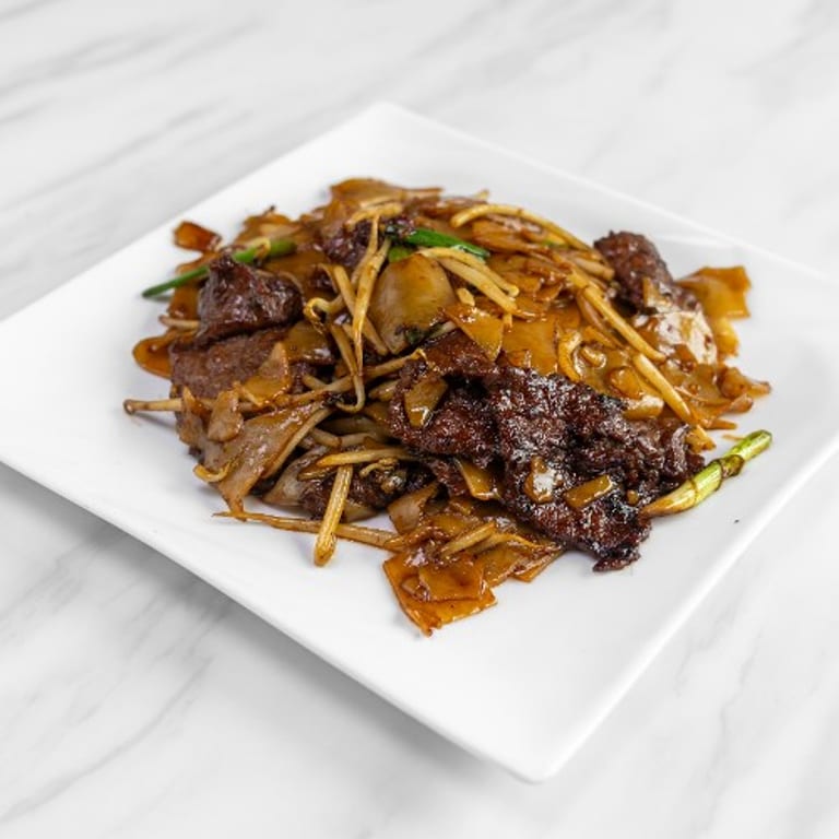 Delicious Dim Sum: Chinese Noodles and Dumplings