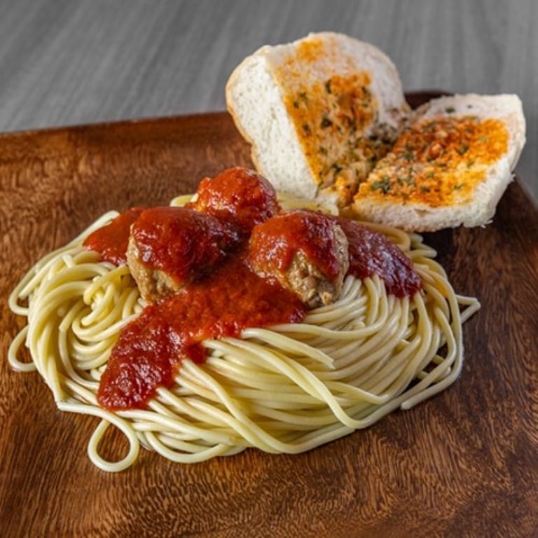 Delicious Spaghetti and Italian Classics