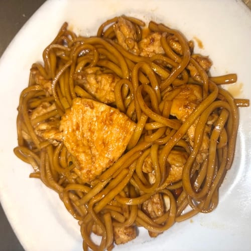 Kid's Chicken Lomein.