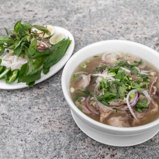 14. Pho Tại / Beef Noodle Eye Round Rare Pho