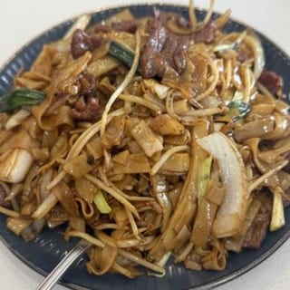 Pork Chow Fun (Pan Fried Rice Stick)