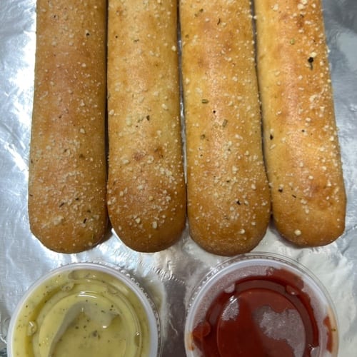 Garlic Parmesan Bread Sticks ( 4 Pieces).