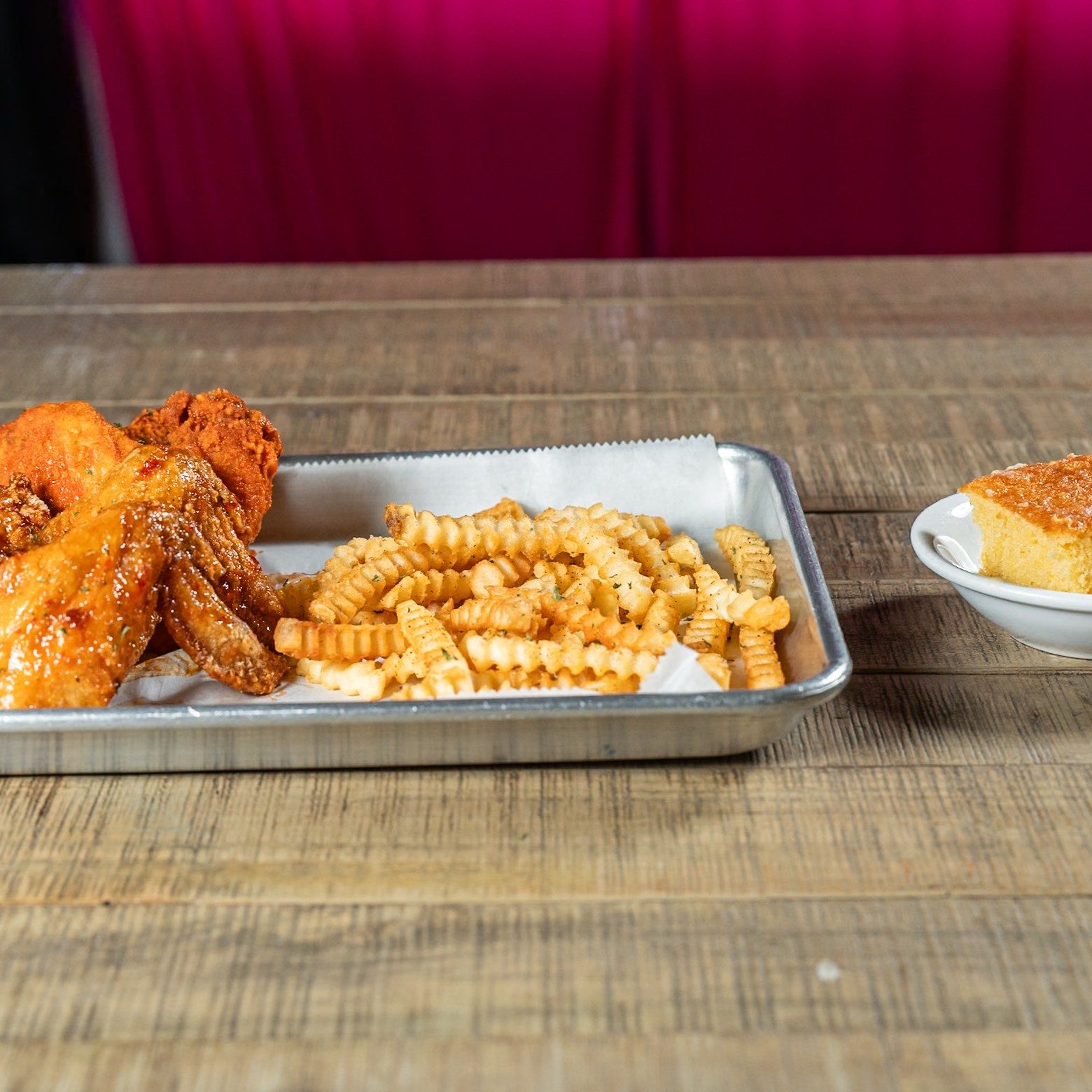 (4) Jumbo Wings & 2 Sides.