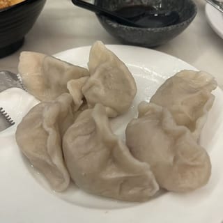 猪肉水饺 Steamed Pork Dumplings