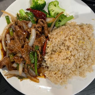 (L) Szechuan Beef