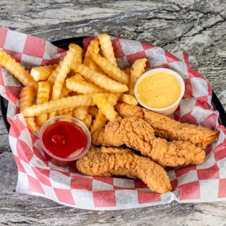 Uncle Robert's Chicken Basket