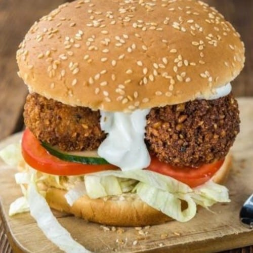 Vegan Falafel (3pcs) Burger:.