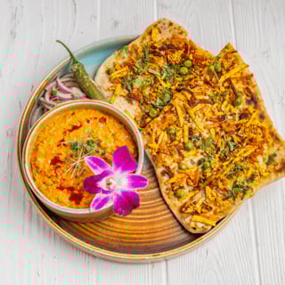 Patty Kulcha with Paneer Bhurji