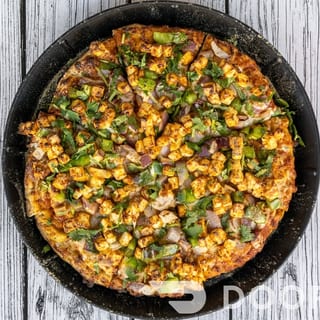 Karahi Paneer Pizza