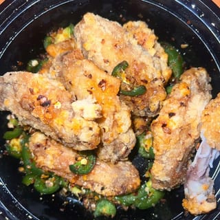 Salt & Pepper Wings 椒鹽鷄翼