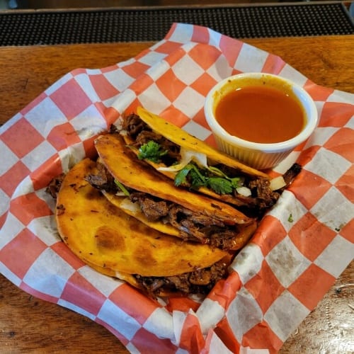 Birria Tacos (3 Tacos).