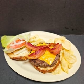 Bacon pretzel burger