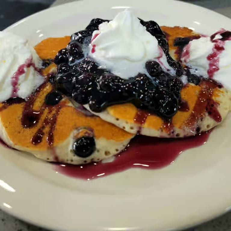 Loaded Nachos: A Crowd-Pleasing Appetizer