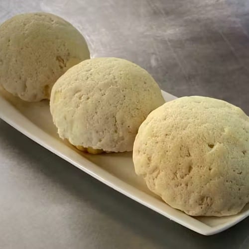 Baked BBQ Pork Buns (3) 脆皮叉燒包 (Lunch only).