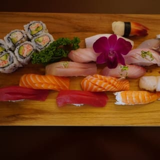 Sushi Super Deluxe