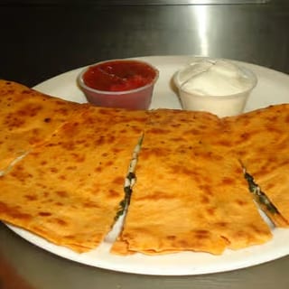 Mucho Quesadilla