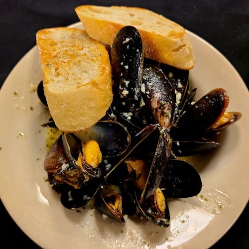 Steamed Mussels.