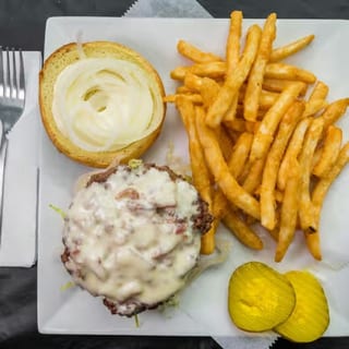 Bacon California Cheeseburger