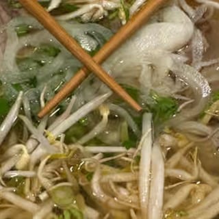 18. Dollar's Specialty Beef Noodle Soup (Xe Lua DB)