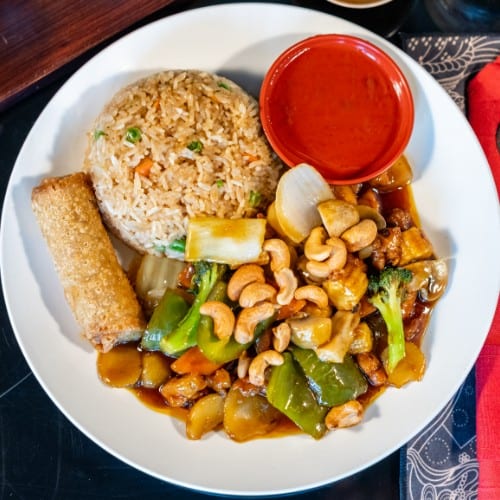 C8. Cashew Chicken.