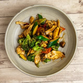 C7. Spicy Korean Chicken (Spicy)