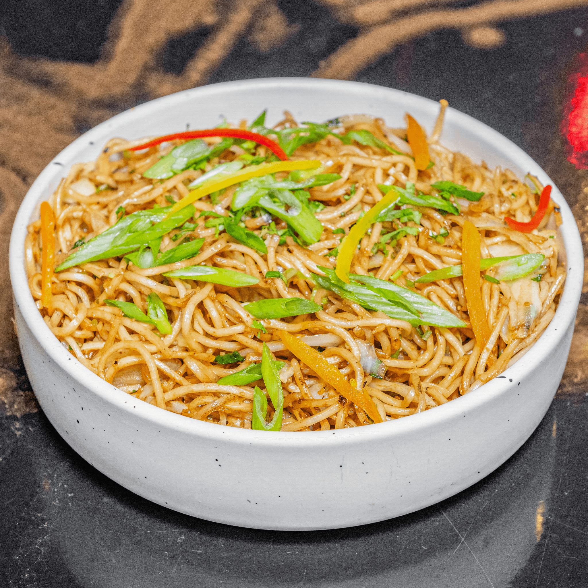 VEG HAKKA NOODLES.