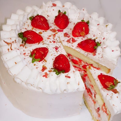 ⏰🎂 Strawberry Yogurt Shortcake Whole Cake (草莓酸奶蛋糕).