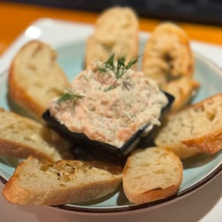 Smoked Salmon Dip 