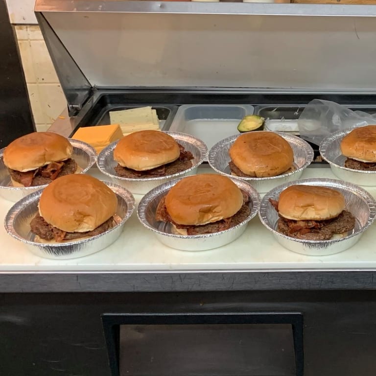 Catering That Brings People Together 🎉