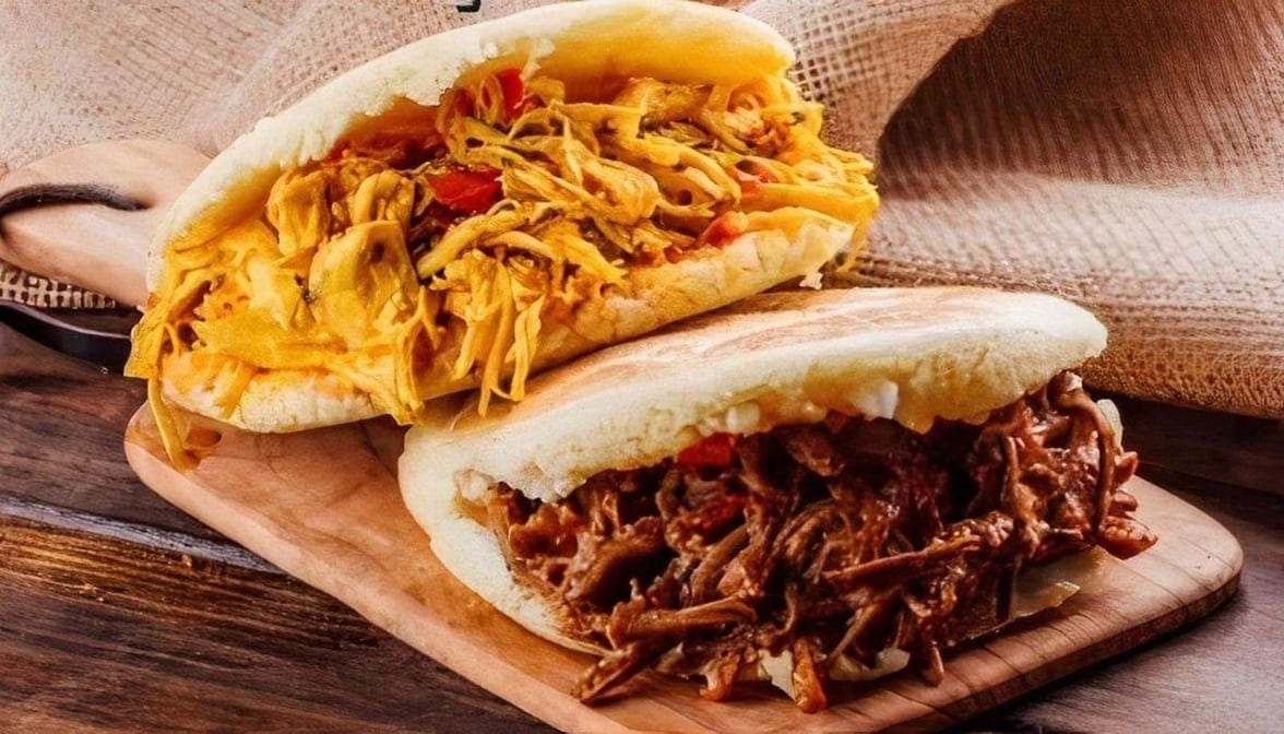 Arepa Rellena De Chicharron.