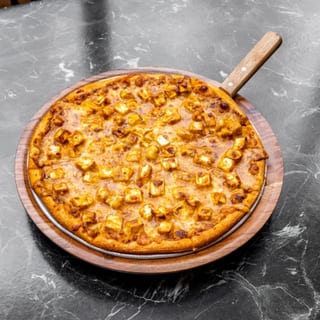 Butter Paneer Pizza