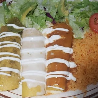 47. Enchiladas Bandera