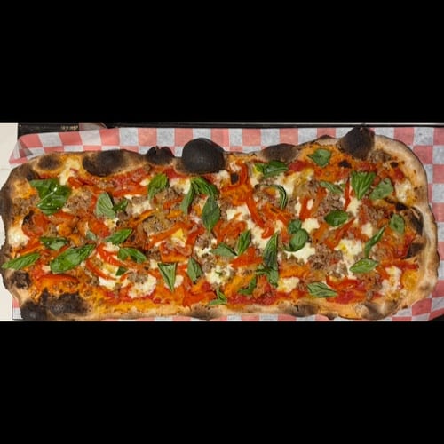 Sausage & Peppers Pizza (2 Ft. Pala).