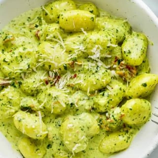Cherry Pomodoro Over Tortellini Pasta