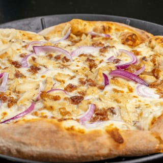 Funky Chicken Pizza