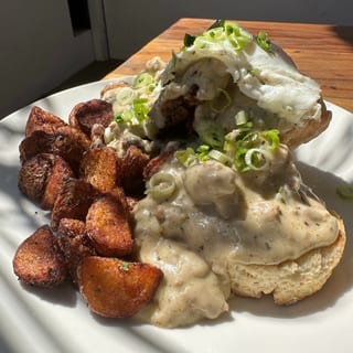 Biscuit and Gravy