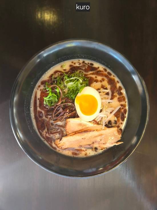 Kuro.