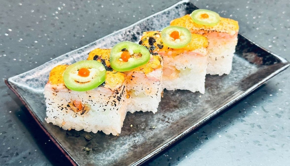 Torch Spicy Salmon/4Pcs.