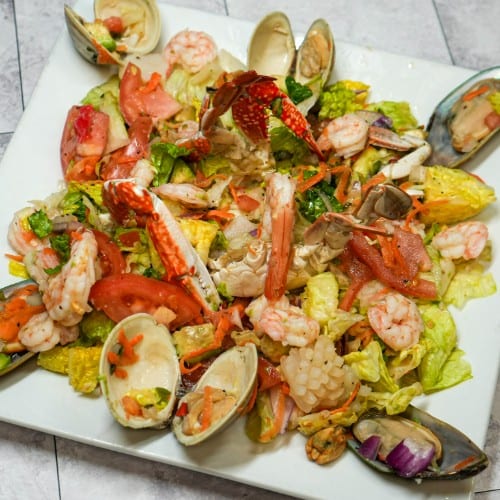 Ensalada de Mariscos.