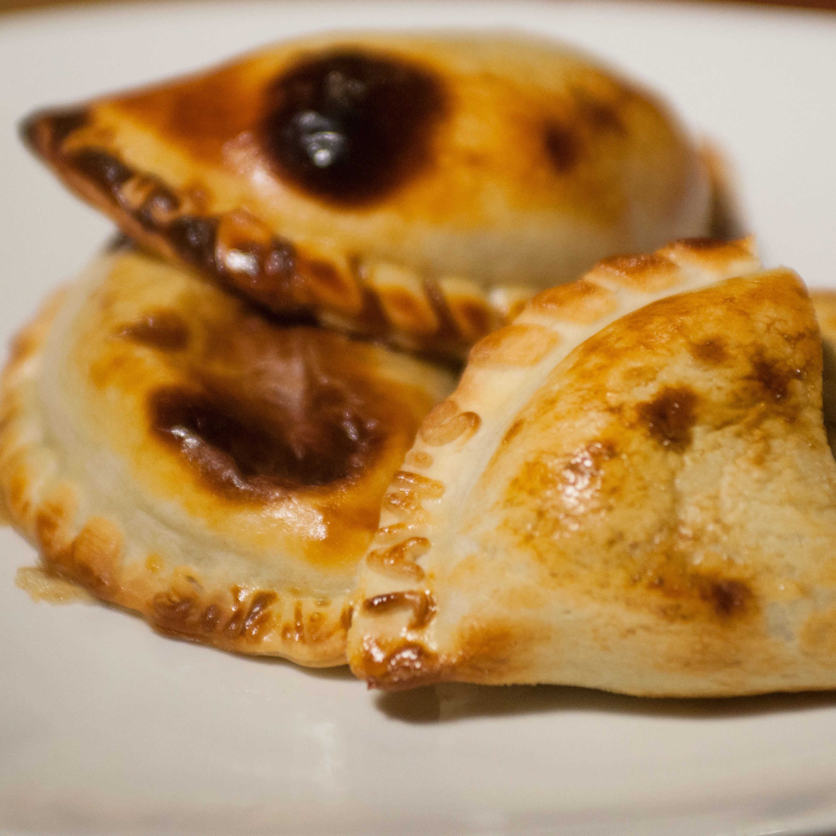 Fresas & Queso-FQ (6 Pack)-Frozen Small Empanadas.