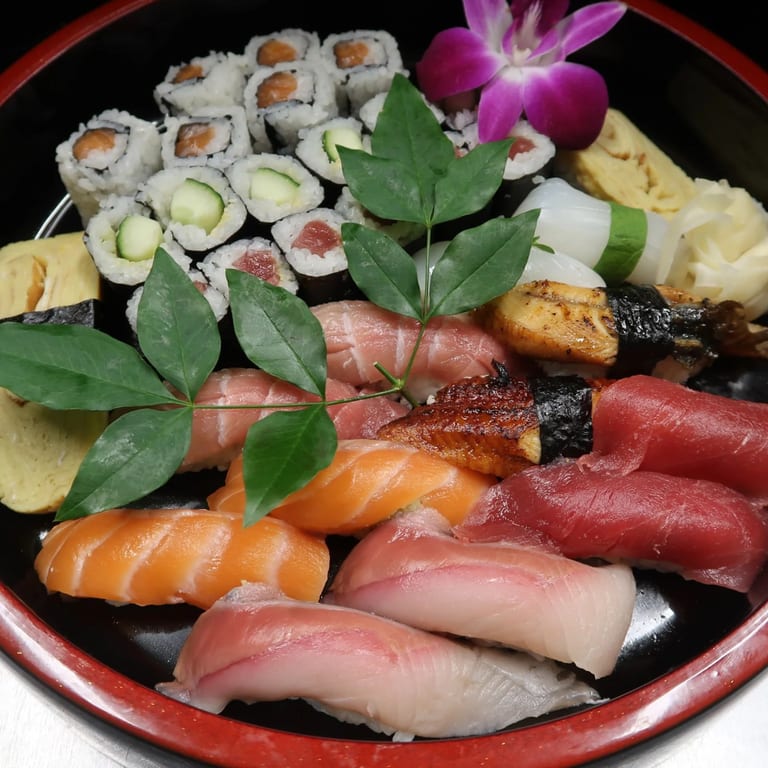 Individual Nigiri & Maki Sushi Platter – $45